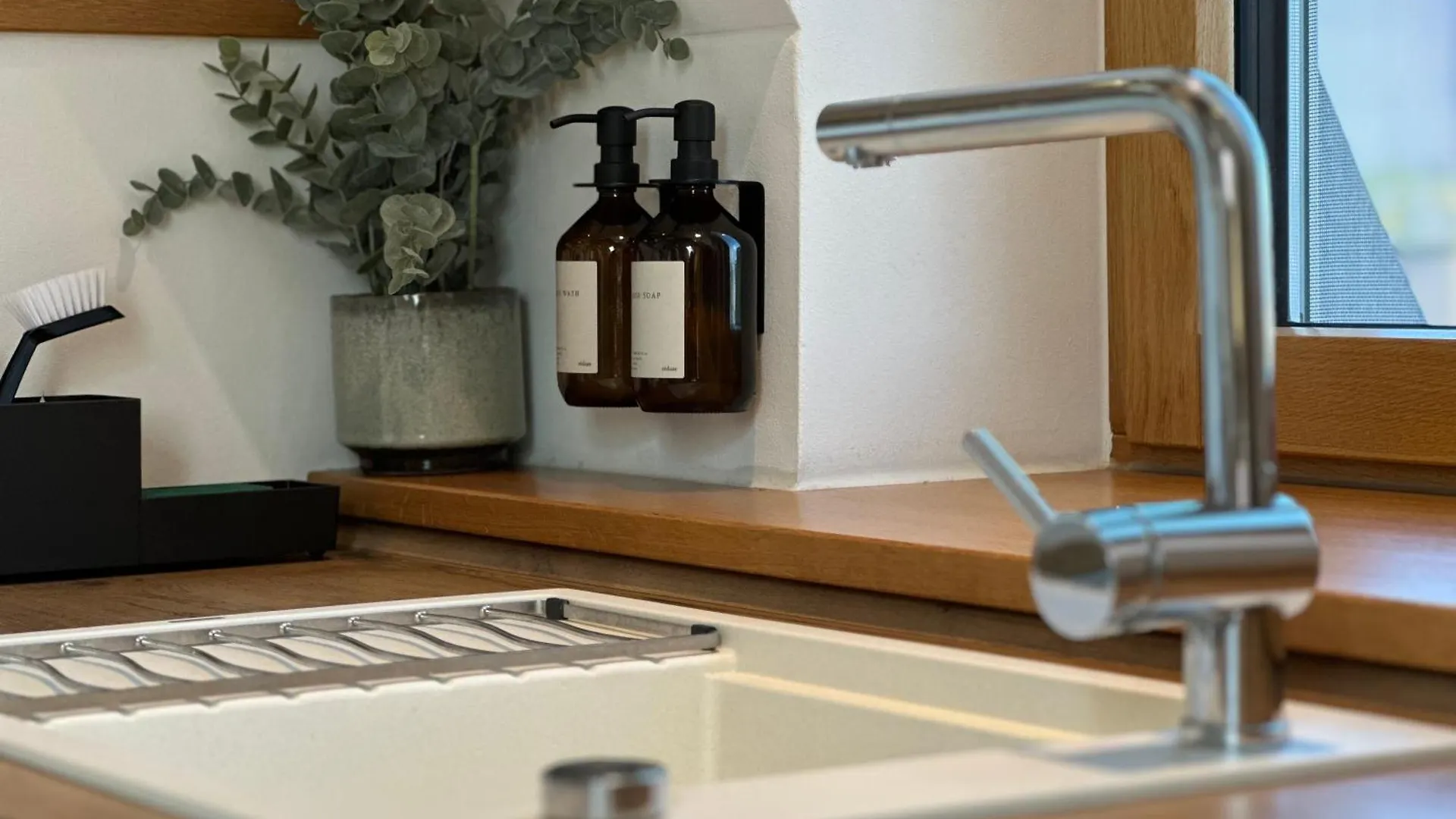Truly - Viel Platz Fuer Business & Familie - Modern, Garage, Fahrstuhl Apartment Augsburg Germany