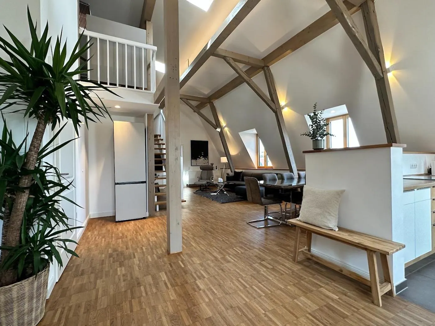 Truly - Viel Platz Fuer Business & Familie - Modern, Garage, Fahrstuhl Apartment Augsburg Germany